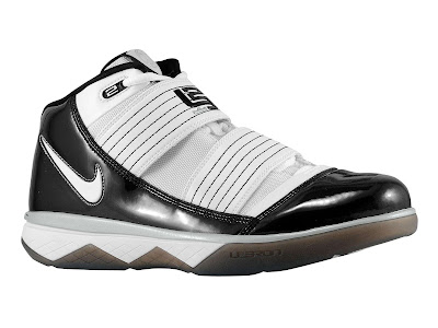 nike zoom soldier 3 tb white black 0 03 Nike Zoom Soldier III Team Bank Styles Available at Eastbay