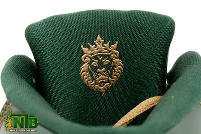nike zoom soldier 3 pe svsm home 4 05 Detailed Look at the SVSM Nike Zoom LeBron Soldier III Irish
