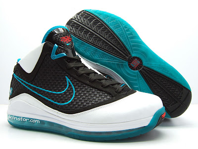 nike air max lebron 7 gr white black aqua 1 18 Upcoming Baltic Blue aka Aqua aka Red Carpet LeBron VII New Pics