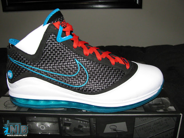 Red Carpet Preview Nike Air Max LeBron VII NFW No FlyWire