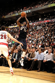 lebron james nba 091030 cle at tor 06 Still Not Enough. LeBron Scores a Triple Double, but Cavs Fail to Win.