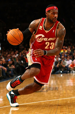 timeline 091106 nba lebron7 redcarpet 2009 10 Timeline