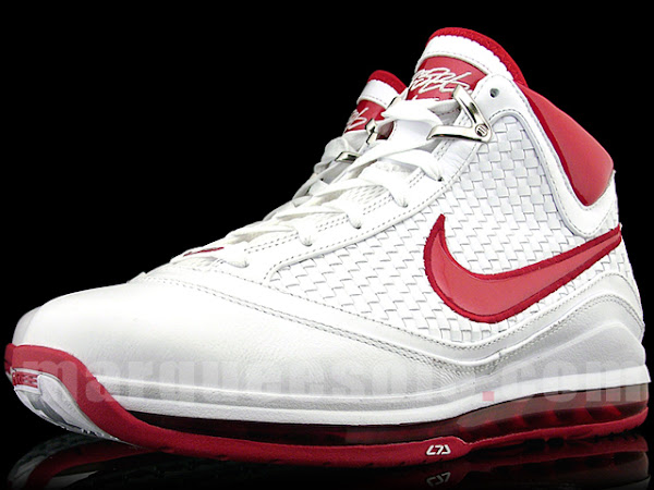 First Look at the White and Red Nike Air Max LeBron VII NFW