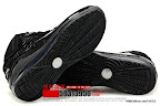 zlvii fake colorway black black 1 06 Fake LeBron VII