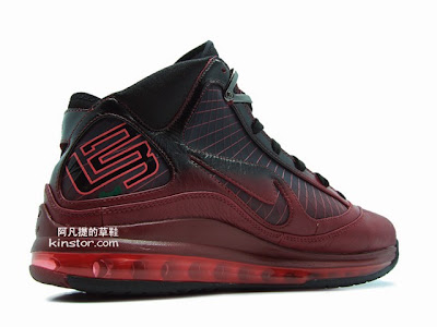 nike air max lebron 7 gr chrismas qs 4 13 A Detailed Look at the Upcoming Christmas Air Max LeBron 7