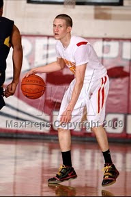 wearing brons fairfax soldier3 away 06 Wearing Brons   Fairfax High School Debuts the Zoom Soldier III PE