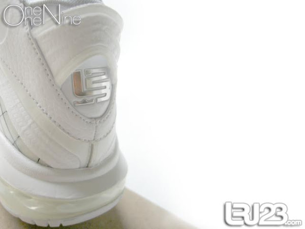 Nike Air Max LeBron VIII 8 Kids Version 8211 New Teasers