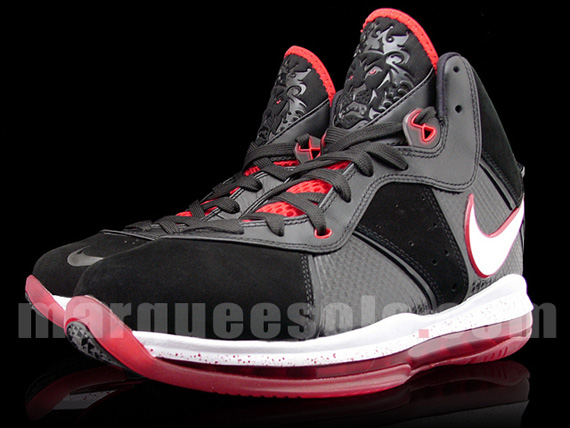 Closer Look at the Nike Air Max LeBron VIII 8 Launch Colorway