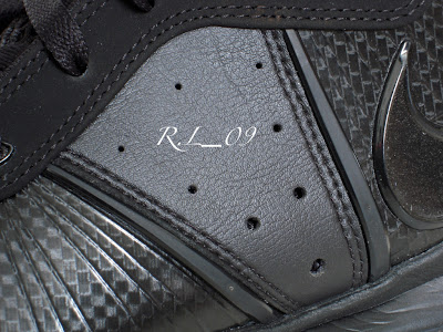 Detailed Look at the Nike Air Max LeBron VII (8) Triple Black nike air max lebron 8 gr black black 2 28 Detailed Look at the Nike Air Max LeBron VII (8) Triple Black