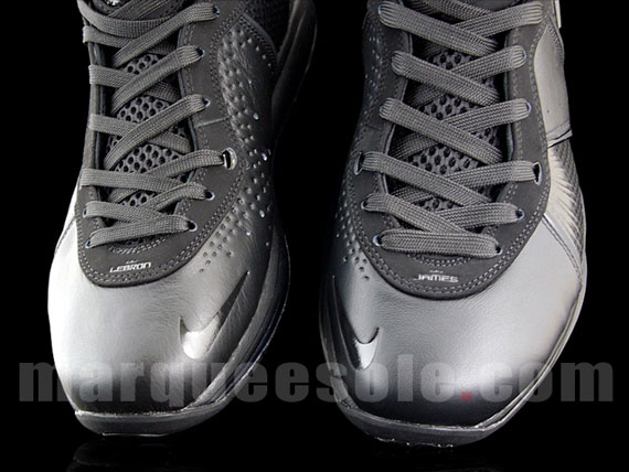 Detailed Look at the Triple Black Nike Air Max LeBron VIII 8