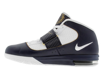 LeBrons Nike Zoom Soldier IV White/Navy/Gold Detailed Look nike zoom soldier 4 gr white navy gold 2 04 LeBrons Nike Zoom Soldier IV White/Navy/Gold Detailed Look