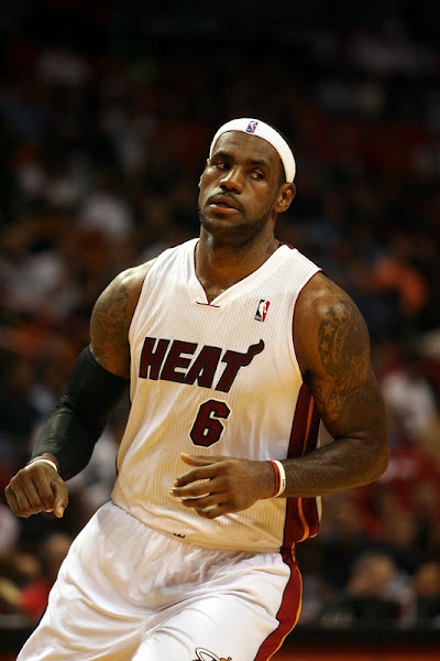 LeBron8217s Next Chapter Starts With Heat Win Wade gets Hurt