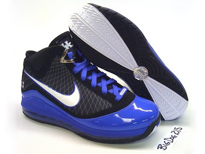 nike air max lebron 7 pe university of kentucky 3 07 Nike Air Max LeBron VII (7) Kentucky Wildcats Player Exclusive