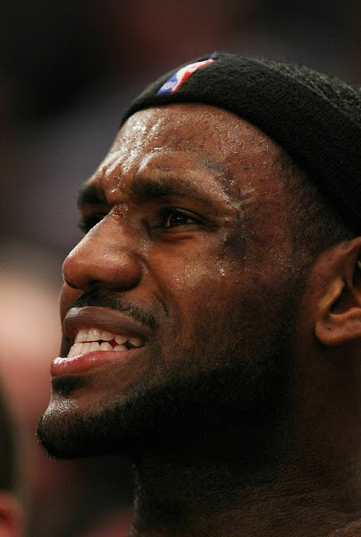 LeBron James Records 30th Triple Double as he Sileneces Boos at Madison Square Garden