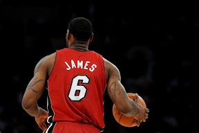 lebron james nba 101225 mia at lal 05 LeBron Has Triple Double Jaws With Kobe as Heat Take Down Lakers on Christmas Day