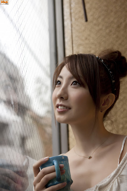 Azusa Yamamoto - Bomb.tv ( 2 ) (6/71) (6/71)