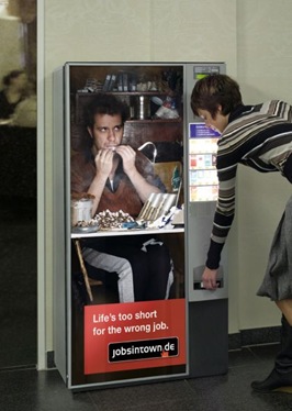 ambient-marketing-campagne-recrutement-cigarettes ambient-marketing-campagne-recrutement-cigarettes