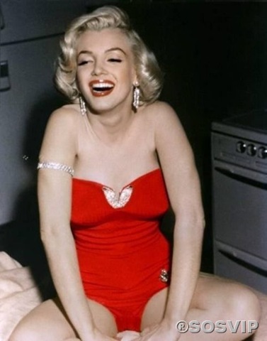 [Marilyn Monroe2[3].jpg]