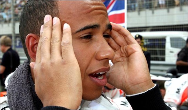 [lewis_hamilton[3].jpg]