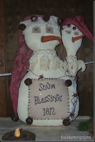 snowman from primitive pear
