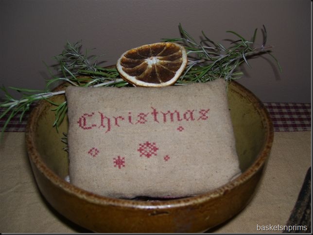 christmas pinkeep with snowflakes