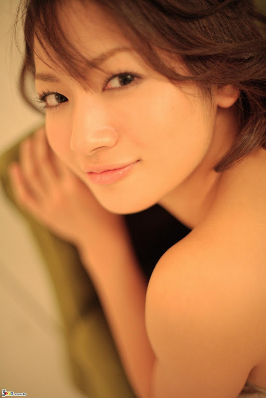 Ayumi Ninomiya gravure idol, 