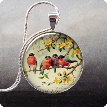 robin redbreasts pendant