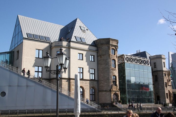 [cologne9[3].jpg]