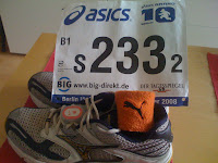1. Asics Grand 10 12.10.08 - Die muffigen Schuhe nach dem Rennen...