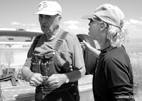 The kindness of Strangers<br />
Wendall and local farmer/hero<br />
http://teamkalyra.com/2010/07/the-kindness-of-strangers/