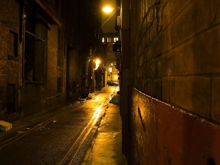 [scary alleyway[5].jpg]
