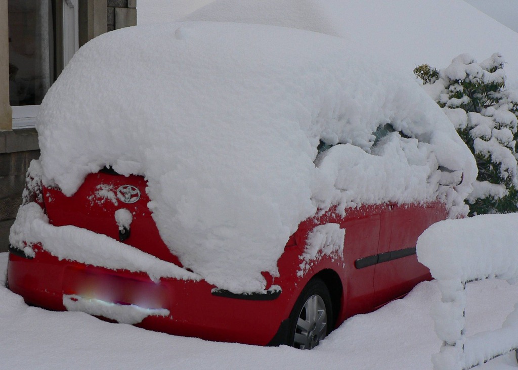 [Snowycar[4].jpg]