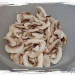 salata de ciuperci marinate si dovlecei (1).JPG