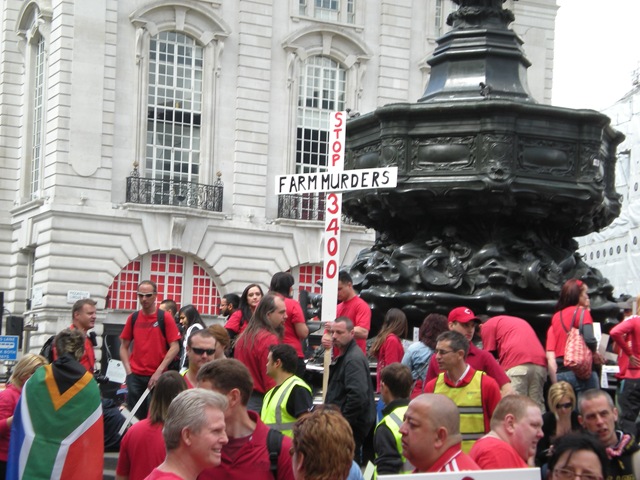 [LONDONPROTESTSMAY155[1].jpg]