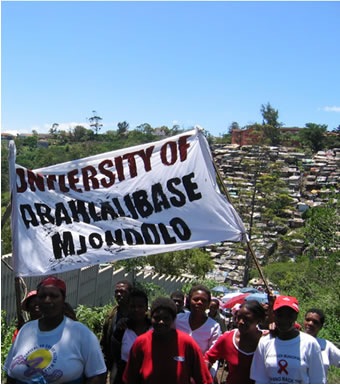 [Peaceful shackdwellers group attacked by ANC in Durban pogrom[5].jpg]