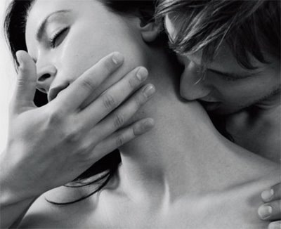 [beso en el cuello 2[4].jpg]