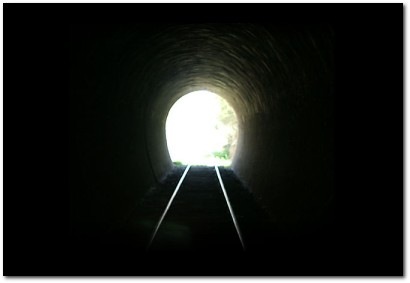 [uma_luz_no_fim_do_tunel6.jpg]