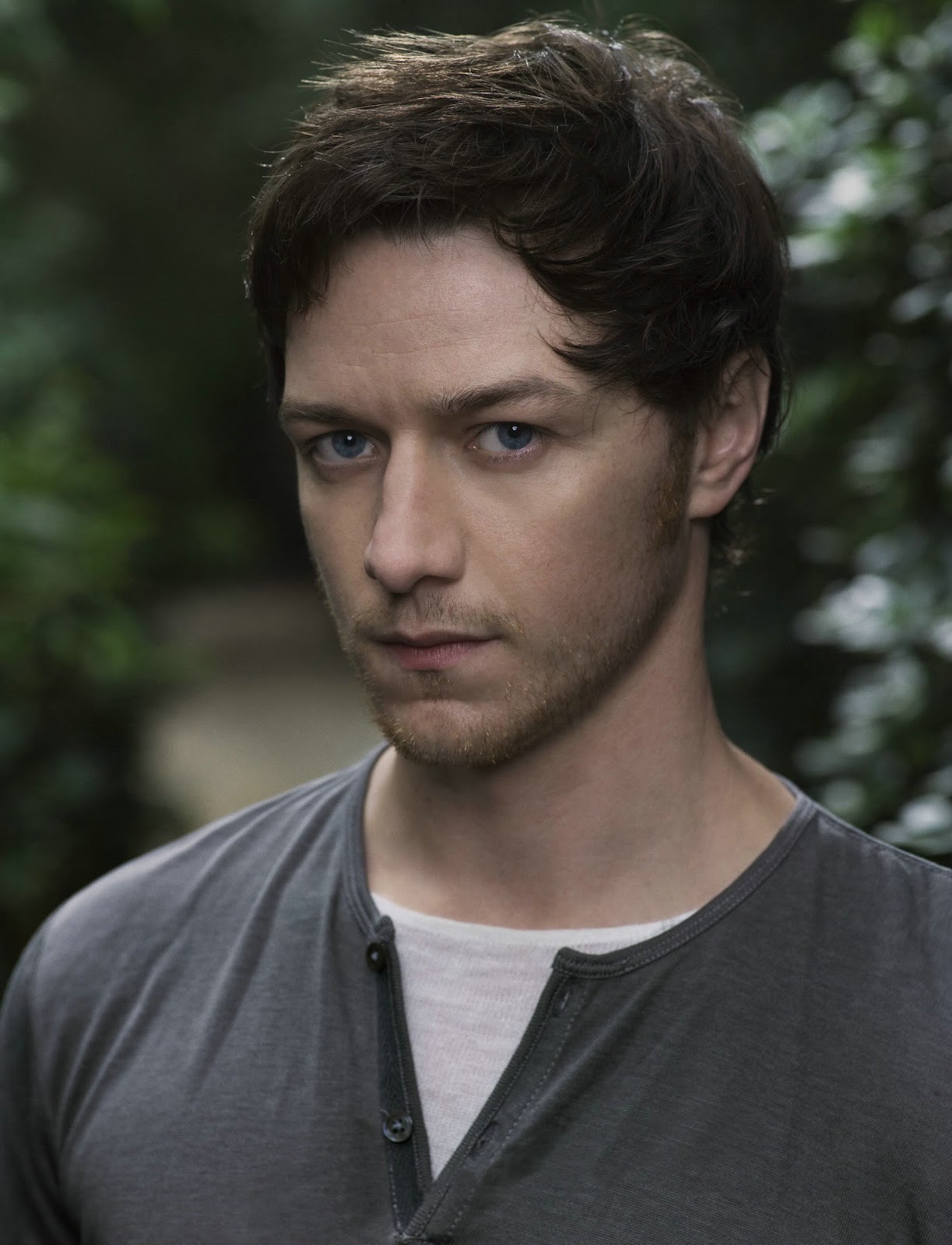 [JamesMcavoy_White_03[9].jpg]