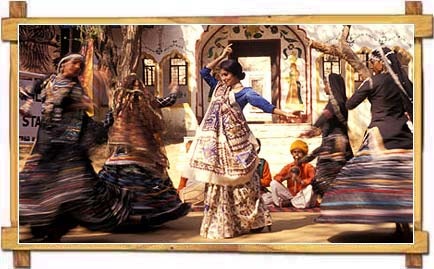 [haryana-dance[10].jpg]