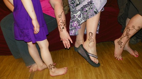 3-12-11 henna tattoo baby party19