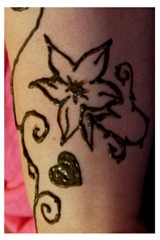 3-12-11 henna tattoo baby party35