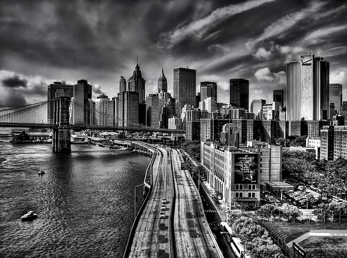 40 Spectacular Black and White Photographs of Cityscapes 
