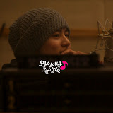 ＜20100428@Kiss The Radio Cr: shall we wine＞