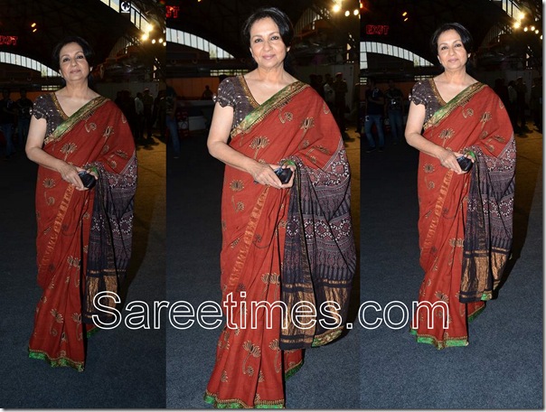 Joy_Mitra_Sharmila_Tagore_Brown_Saree