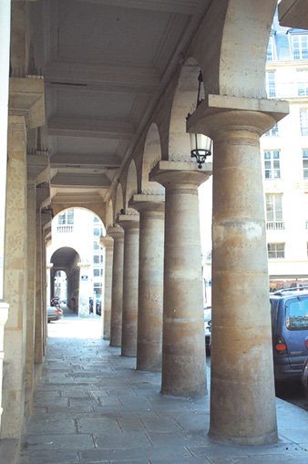 Rue des Colonnes Rue des Colonnes