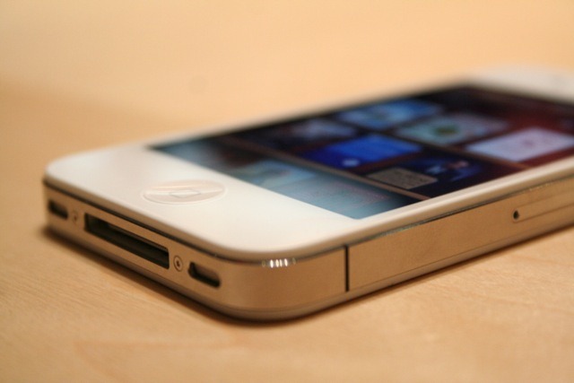 [iphone4handson03[5].jpg]