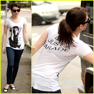 emma roberts breast