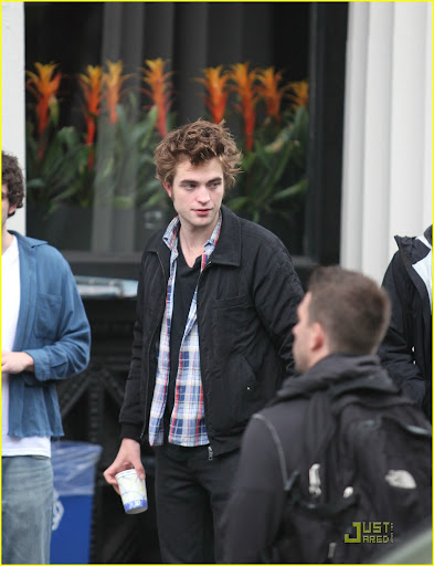 robert-pattinson-remember-me-set-07.jpg