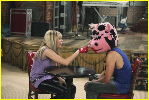 miley-cyrus-cody-linley-one-05.jpg