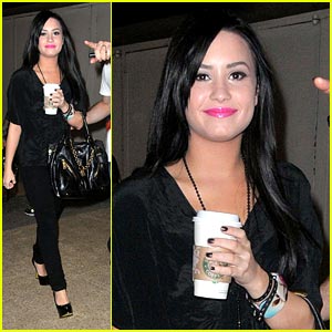 demi-lovato-alexa-chung.jpg